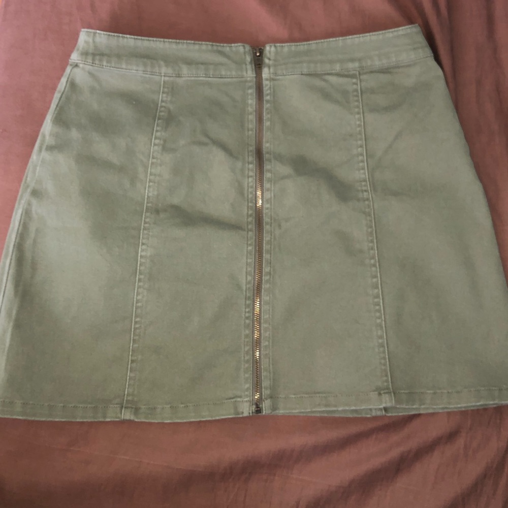 Forever 21 zipper skirt